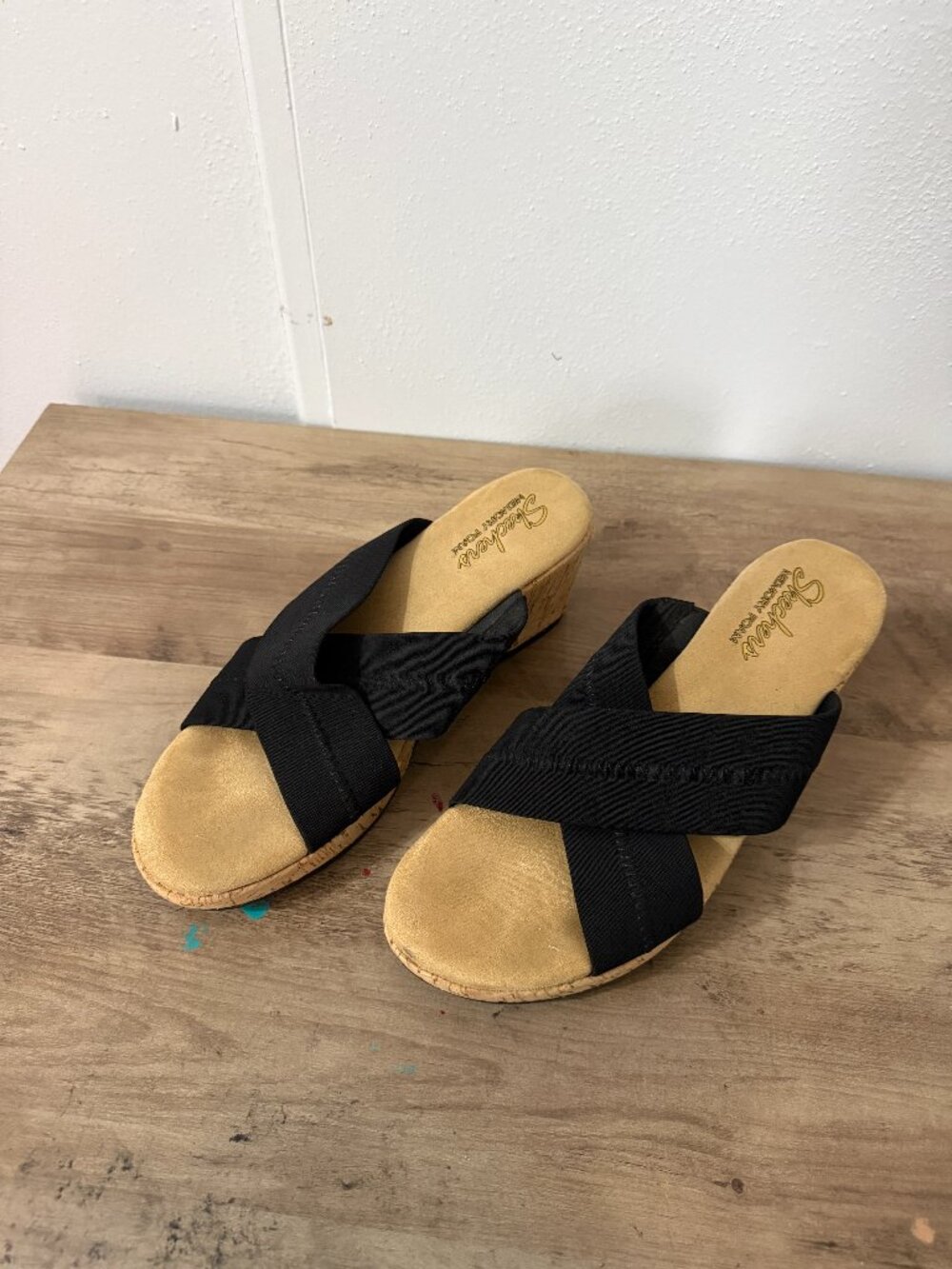 👡 Chic & Comfortable! Skechers Black Cross-Strap Cork Wedge Sandals